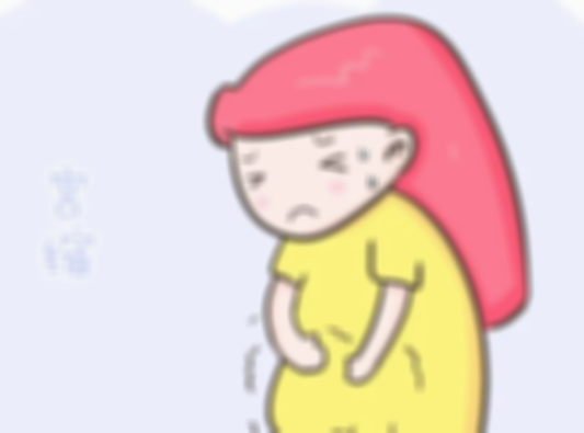 什么原因导致女性出现过早宫缩的情况？