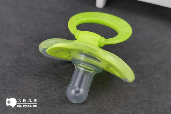 奶嘴品牌排行榜一览，附选择奶嘴的注意事项