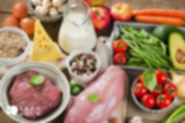 试管促排期间饮食营养要均衡，养出的卵泡才会又大又圆