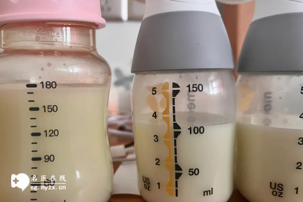 母乳科学喂养指南：带你了解正确的奶量标准喂奶