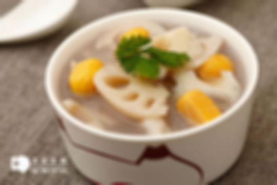 小孩有眼屎吃什么降火？7种食物，润肺清火好得快