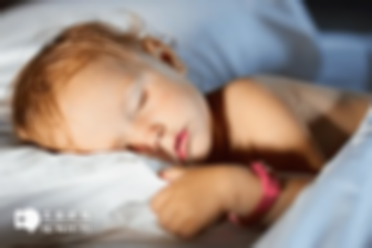 半岁宝宝睡眠不踏实的原因有哪些？三大因素家长好好了解