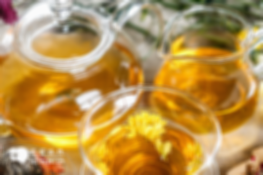 囊胚移植后喝菊花茶的双重好处：降低血压并缓解妊娠并发症
