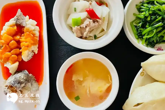 产后坐月子可别乱吃，避开这5大饮食，守护身体健康！