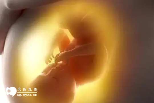 孕妈必看！教你辨别胎动频繁和异常，学会了还能救命