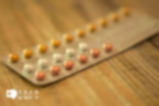 女性哺乳期不建议服用避孕药，应该选择其它避孕方式（共5种），考虑看看！