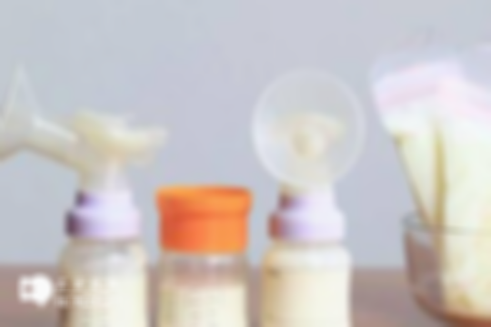 母乳常温下放置5小时还能不能喝？这几点常识要牢记，宝妈必看攻略