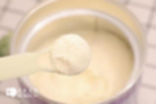 科普 | 宝宝奶粉过敏3大症状分析，频繁吐奶可能是关键信号，别忽视了！